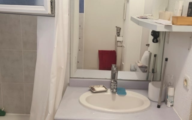 Chambre chez nous