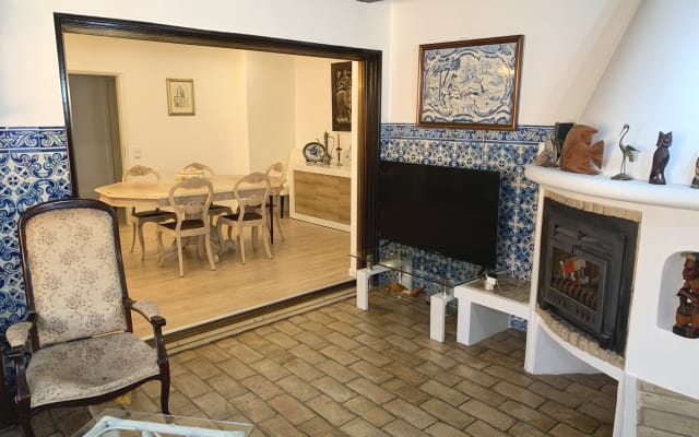 Schönes renoviertes Appartement im historischen Stadtzentrum - Foto 9