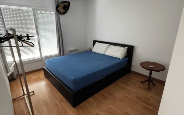 Bela casa, perto de todas as comodidades e do acesso ao elétrico