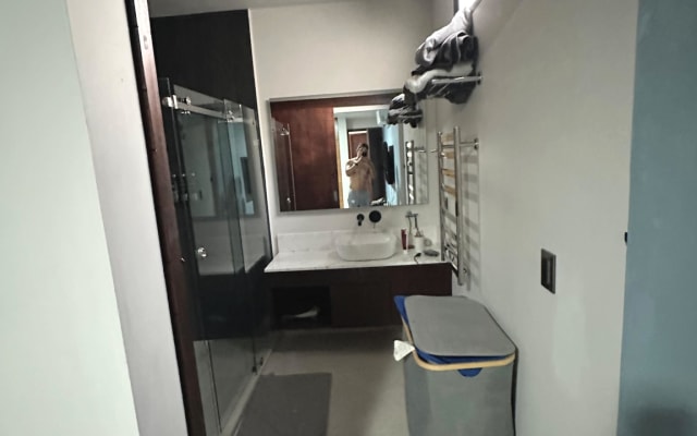 confortevole camera privata con bagno - Foto 4