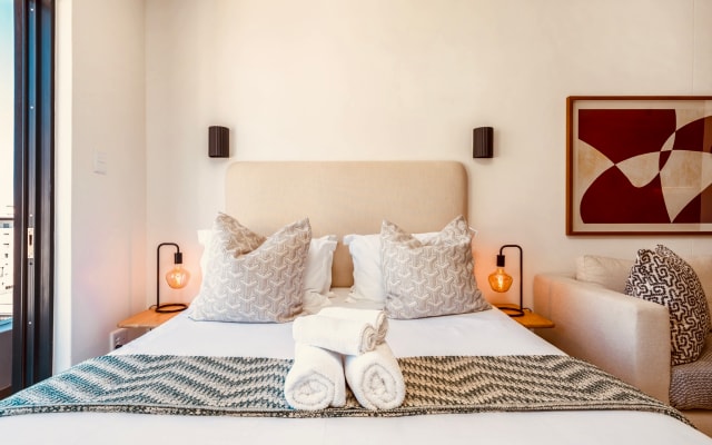Luxury Studio Apartment 714 in the heart of Sea Point, Cape Town