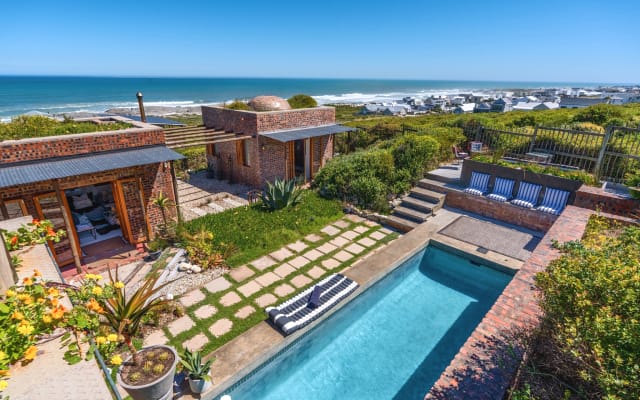  Preciosa casa de 3 dormitorios con piscina y vistas al mar en...