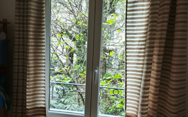 Petit cocon sur jardin romantique