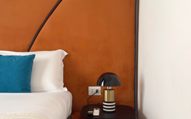 Suite with Whirlpool Naples - RODA Apartments