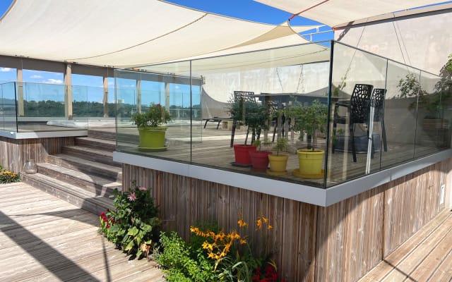 Quarto e casa de banho privativa em apartamento com terraço e spa - Foto 5