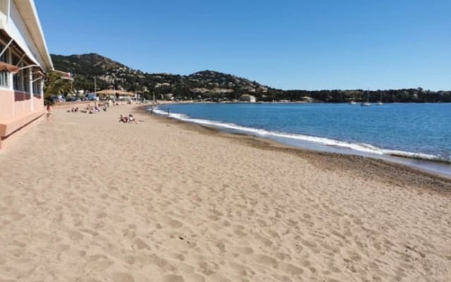 ZIMMER ZU VERMIETEN 10 MINUTEN ZU FUSS VOM MEER ENTFERNT - Foto 19