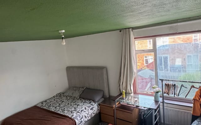 Welcome to a cosy house between Clapham & Battersea