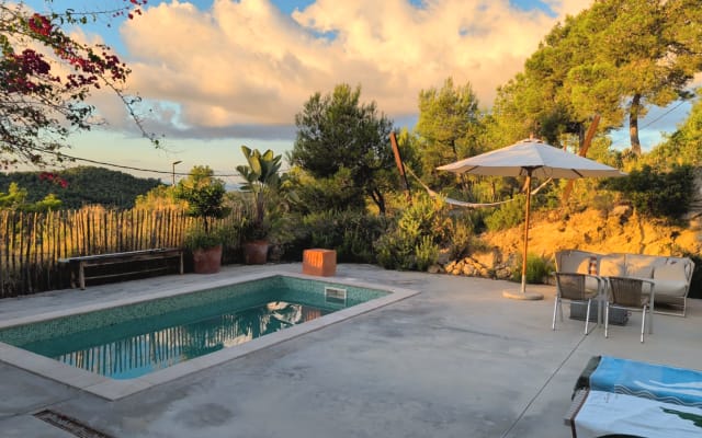 L'annuncio di Camiel su misterb&b - Piscina con acqua salata
