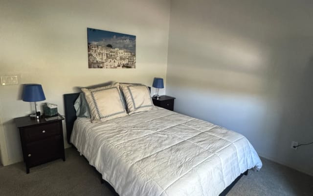 Under the Tucson Sun: 2nd Queen Bed and Private Bath