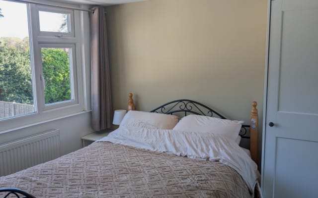 Casa condivisa tranquilla e comoda per Birmingham e Lichfield