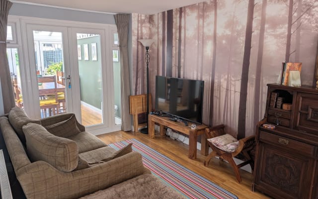 Casa condivisa tranquilla e comoda per Birmingham e Lichfield