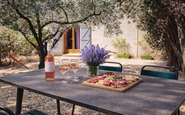 Petite maison climatisée au cœur de la Provence
