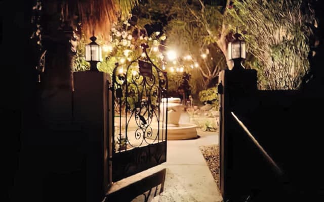 Shangri La, a utopian paradise!  Close to Joshua Tree and Palm Springs
