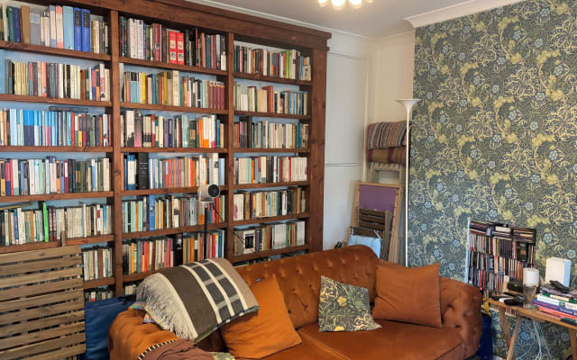 Cosy apartment in central London.