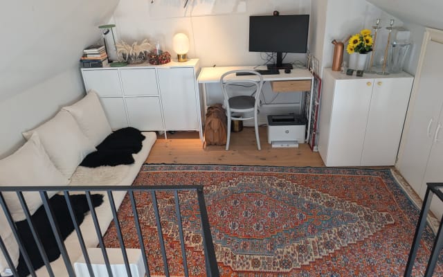 Sólo MrBnB: Unique Loft Home | Vigas, Chimenea | Mariatorget - Foto 13