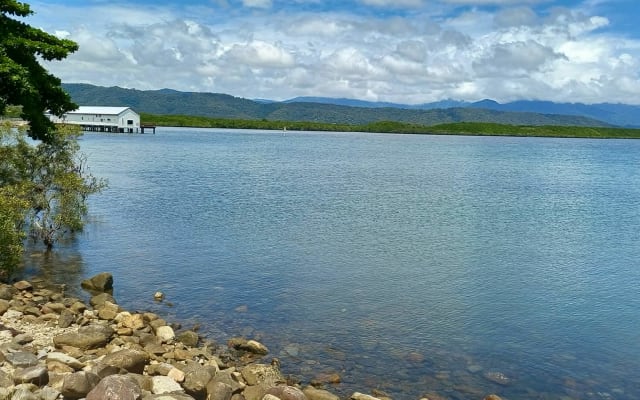 Chambre queen spacieuse sous les tropiques avec vue sur le jardin - Photo 19
