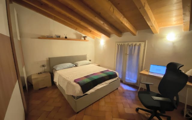 Chambre confortable à Brescia par Volta Metro