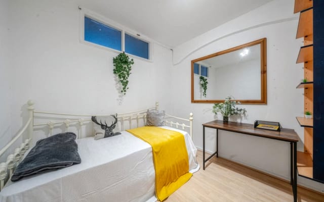 3-Bedroom Flat, Central London South Bank Waterloo