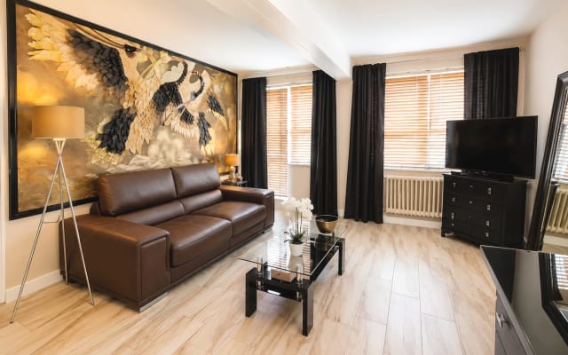 Stilvolle Wohnung mit umlaufendem Balkon mit Komfort und Charme