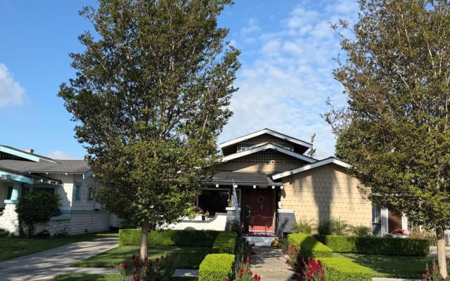 Los Angeles craftsman home - Picture 10