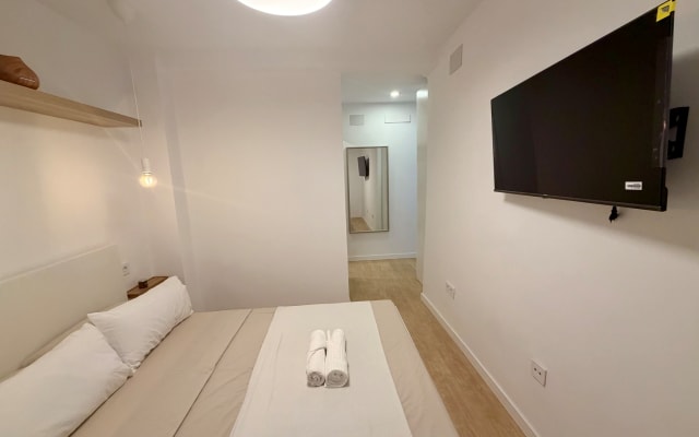 Habitación con baño privado en ubicación céntrica