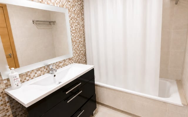 BEACH a 2 minutos+ Pool + A/C + parking + terraza - Foto 12