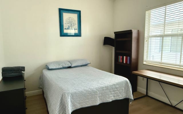 Carloss Inserat auf misterb&b - Zimmer Nr. 2