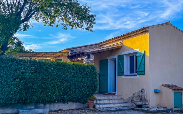 Petite maison au calme, au coeur des Oliviers