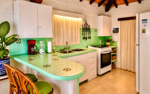 Superbe maison de plage à un pâté de maisons de la plage dans une zone romantique - Photo 5
