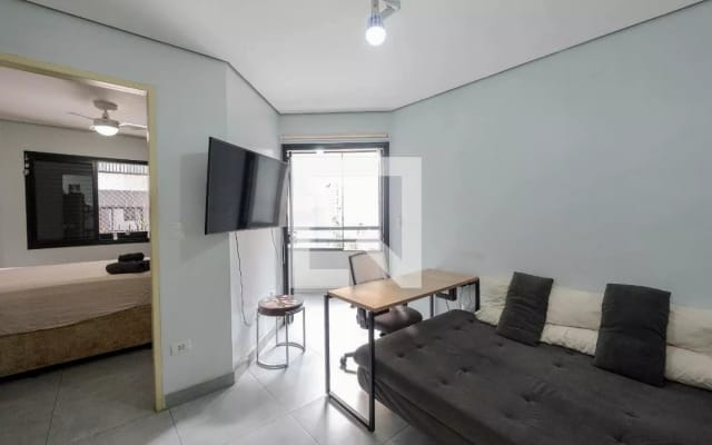 Canapé dans un studio au centre ville (Metrô Anhangabaú)