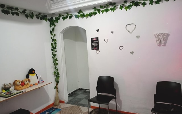 Une maison confortable, idéale pour se détendre et profiter de la vie.