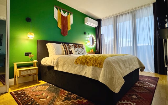 Emerald Sky Lux: 41° piano vista mare e design bohémien