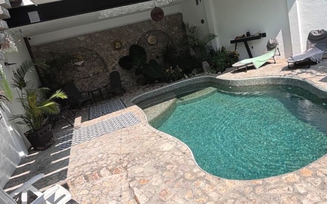 Willkommen im Casa Piedra, Ihrem entspannenden Rückzugsort in Morelos.