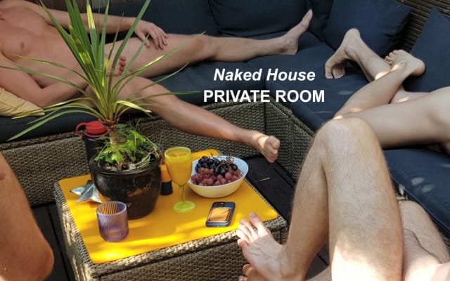 Naked House London - Quarto privado - Banheira de hidromassagem e...