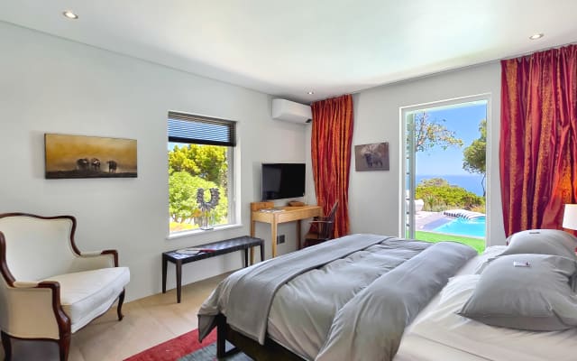 Annonce de Aleksander sur misterb&b - Chambre avec vue sur la baie