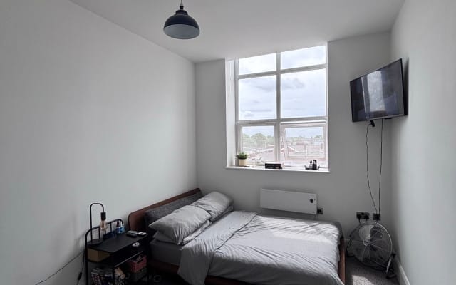 Stilvolle 2-Bett-Wohnung in der Nähe von Bolton Centre | Private Gated