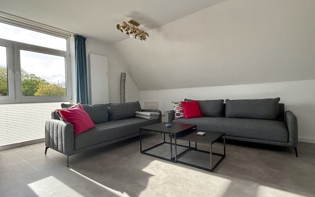 Moderne 60 m2 Komfort mit 2. WC in ruhiger Lage nahe Strand und Büsum