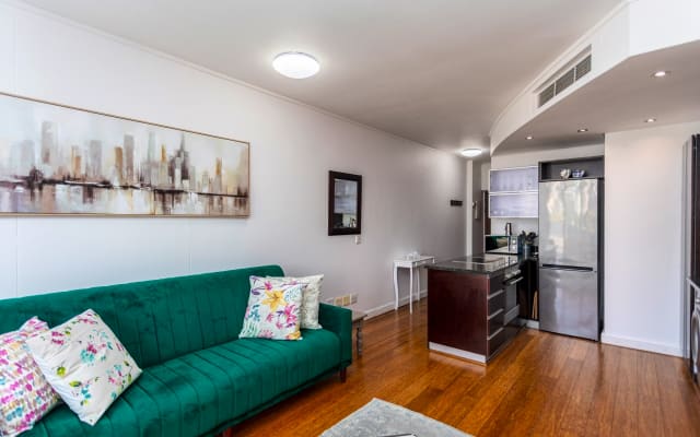 Mountain and City view 2 Bedroom appartment in Cape Town
