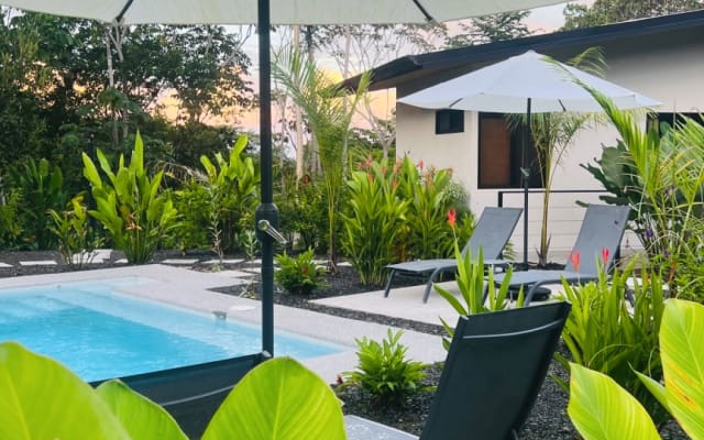 Sharma Costa Rica Heliconia Casita Moderna e pulita, non necessita di 4x4