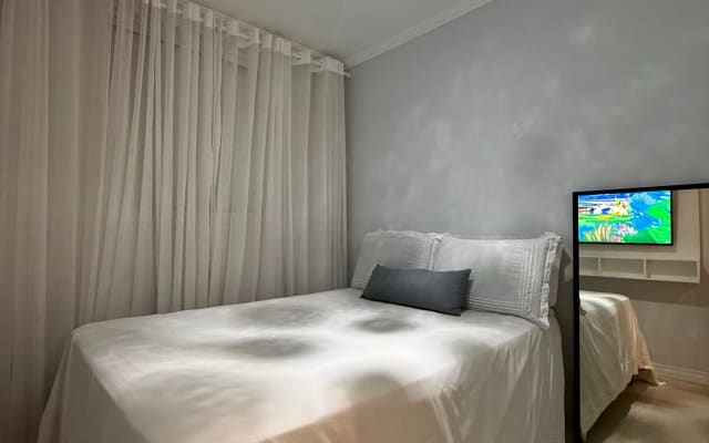    Moderno 2BR | Balcone, parcheggio, spazio di lavoro e pet friendly - Foto 14