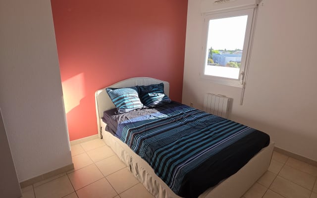 Room for rent in a quiet residential area.