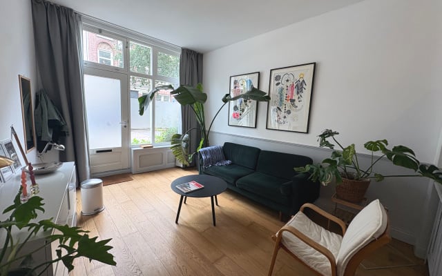 Estudio luminoso y espacioso en De Pijp con jardín