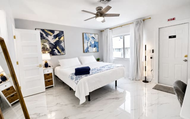 Wilton Manor Waterfront Oasis GROUP Villa 2&3 für 14 Personen