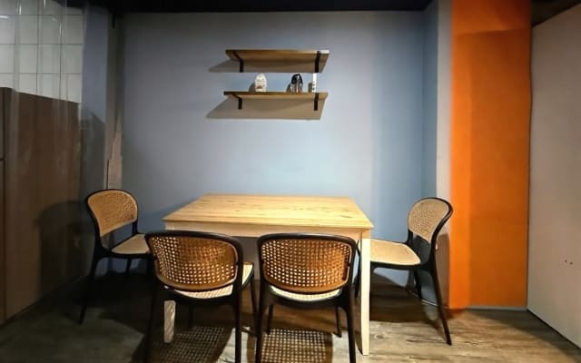 Spacious apartment studio on the most green lane of Ximen.