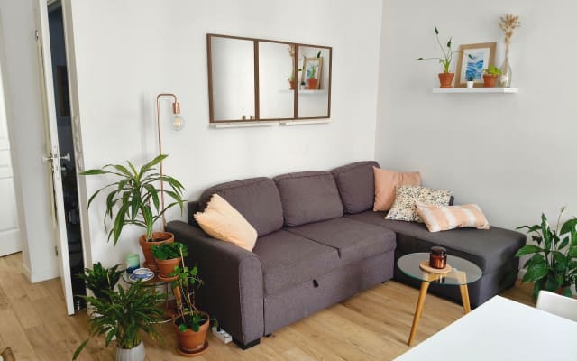 Cosy apartment just outside Paris.