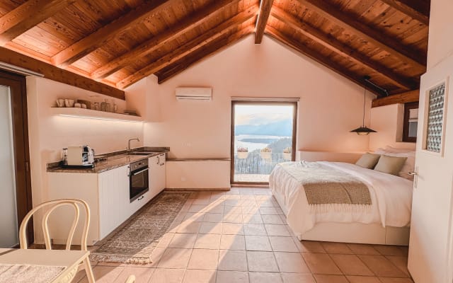 Valle Verzasca | Lakeview Retreat | Pool & Forest