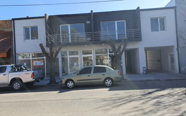 3-room apartment in Heart Viedma. Living/dining room, 2 bedrooms. Sleeps 4