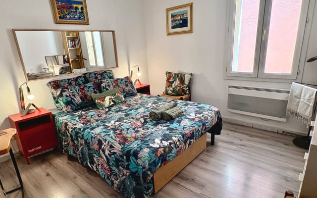 Private room in house with garden, quiet and well connected