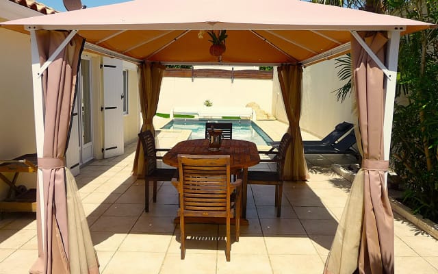 Villa avec piscine privée chauffée à Marennes 5mn de l'ile d' Oléron