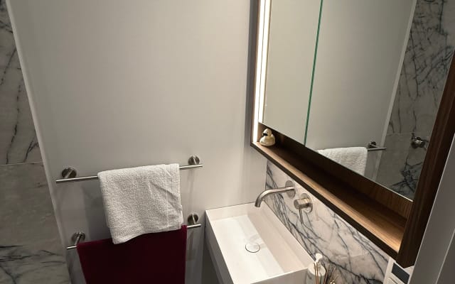 Marcels Inserat auf misterb&b - Deine Dusche...